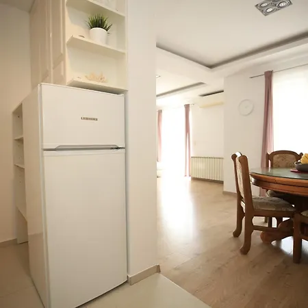 Sofija Apartman *